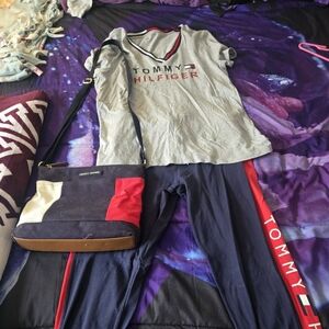 Tommy Hilfiger Gray T-Shirt and Navy Pants Set with Crossbody Bag
